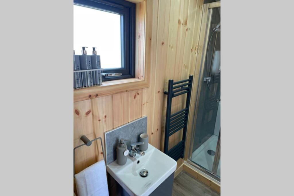 Allt Yelkie Pod Ceithir, Earlish エクステリア 写真